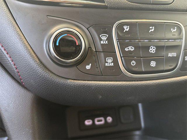 Photo of 2022 Iron Gray Metallic Chevrolet Equinox