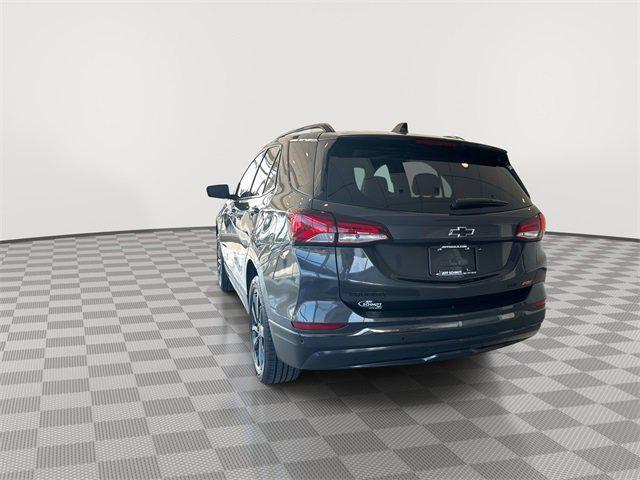 Photo of 2022 Iron Gray Metallic Chevrolet Equinox