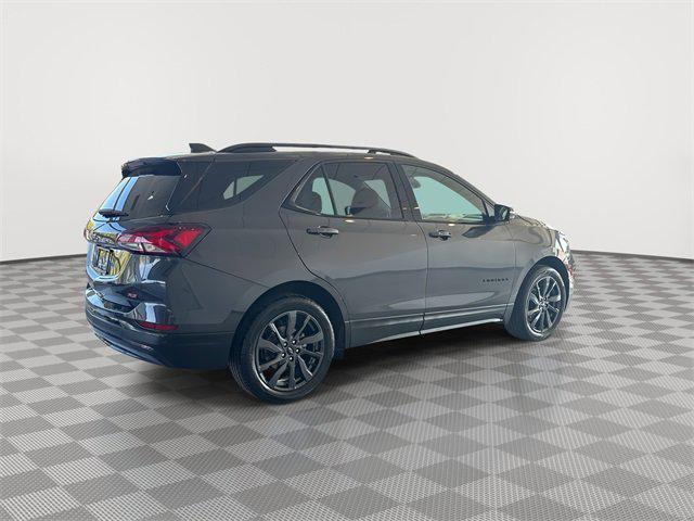 Photo of 2022 Iron Gray Metallic Chevrolet Equinox