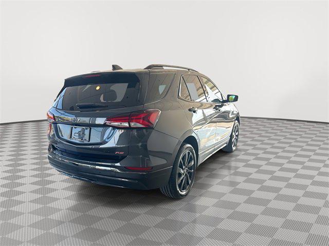 Photo of 2022 Iron Gray Metallic Chevrolet Equinox