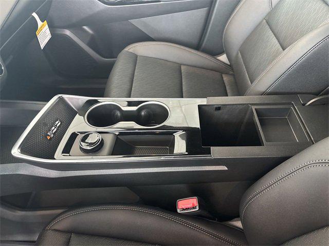 Photo of 2026 Mosaic Black Metallic Chevrolet Equinox