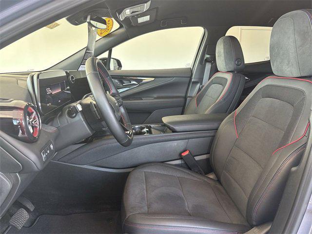 Photo of 2025 Galaxy Gray Metallic Chevrolet Blazer EV