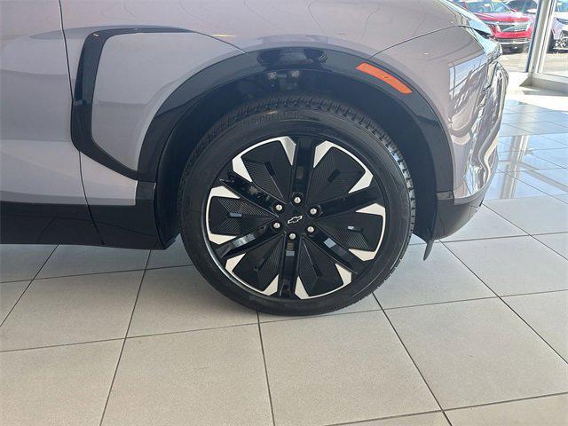 Photo of 2025 Galaxy Gray Metallic Chevrolet Blazer EV