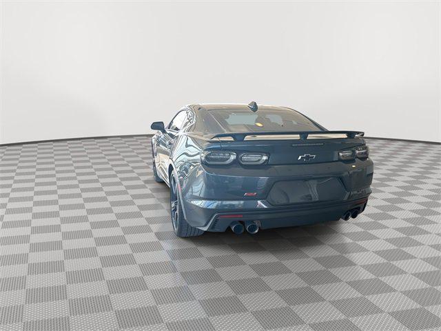 Photo of 2022 Shadow Gray Metallic Chevrolet Camaro