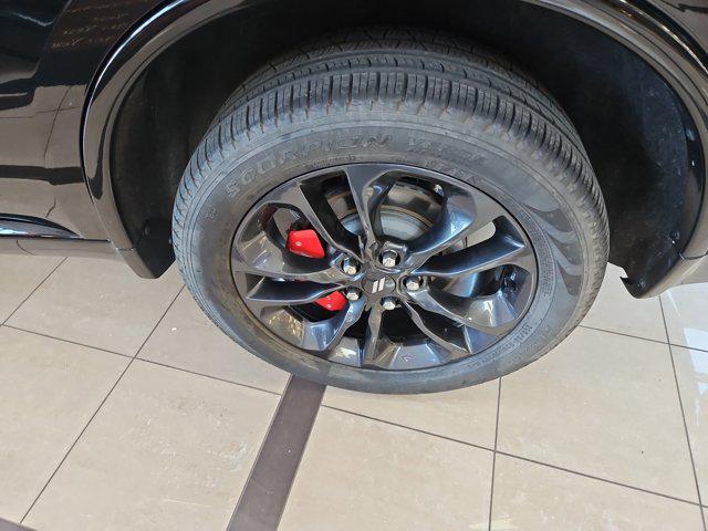 Photo of 2022 DB Black Clearcoat Dodge Durango