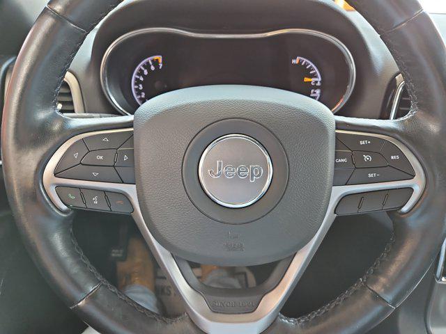 Photo of 2020 Bright White Clearcoat Jeep Grand Cherokee
