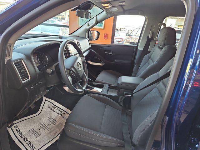 Photo of 2022 Deep Blue Pearl Nissan Frontier