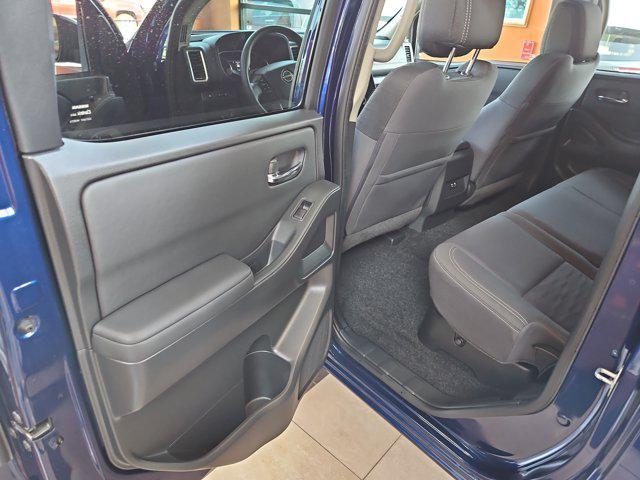 Photo of 2022 Deep Blue Pearl Nissan Frontier