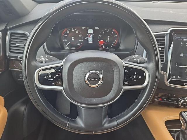 Photo of 2019 Onyx Black Metallic Volvo XC90