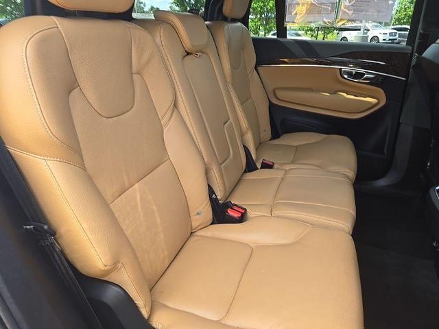 Photo of 2019 Onyx Black Metallic Volvo XC90