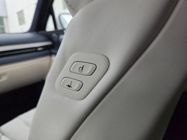 Photo of 2025 Savile Silver Genesis GV80
