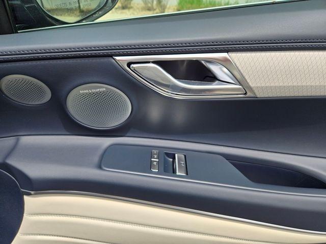 Photo of 2025 Capri Blue Genesis GV80
