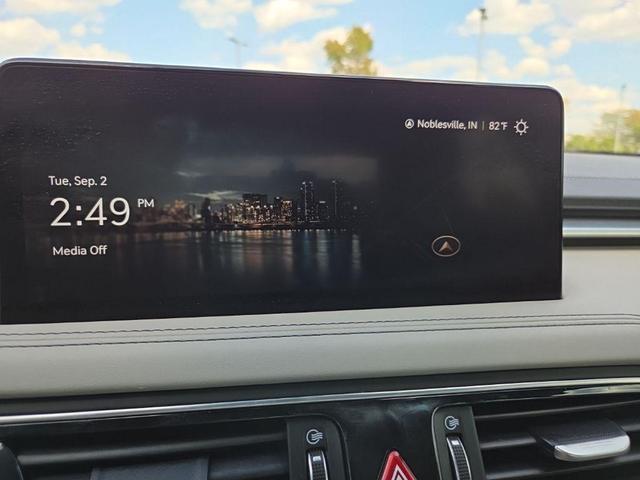 Photo of 2023 Uyuni White Genesis G70