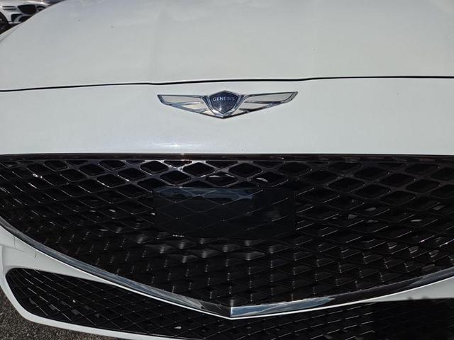 Photo of 2023 Uyuni White Genesis G70