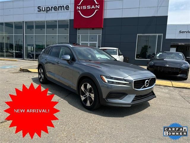 2020 Volvo V60 Cross Country