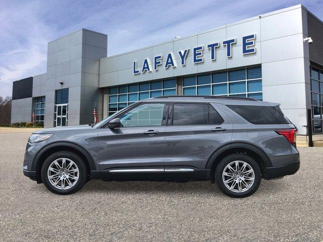 Photo of 2025 CARBONIZED GRAY METALLIC Ford Explorer