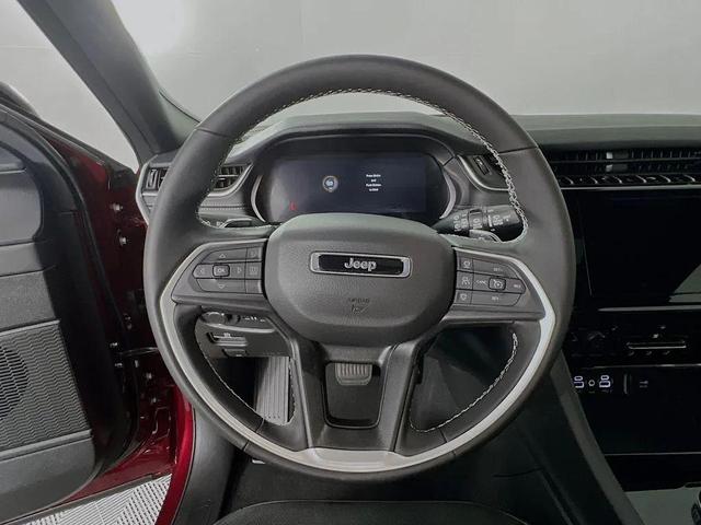 Photo of 2025 Velvet Red Pearlcoat Jeep Grand Cherokee L