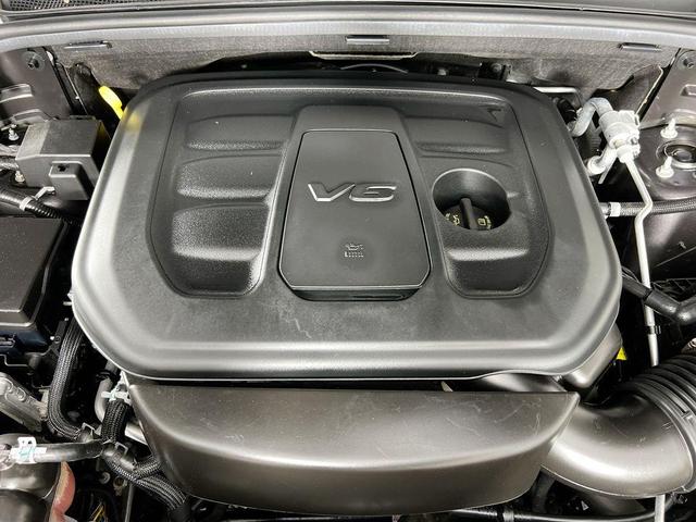 Photo of 2021 Granite Crystal Clearcoat Metallic Jeep Grand Cherokee