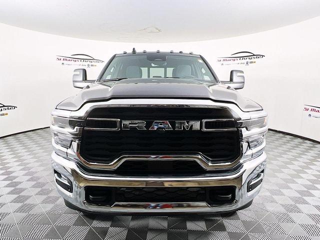 Photo of 2025 Granite Crystal RAM 2500