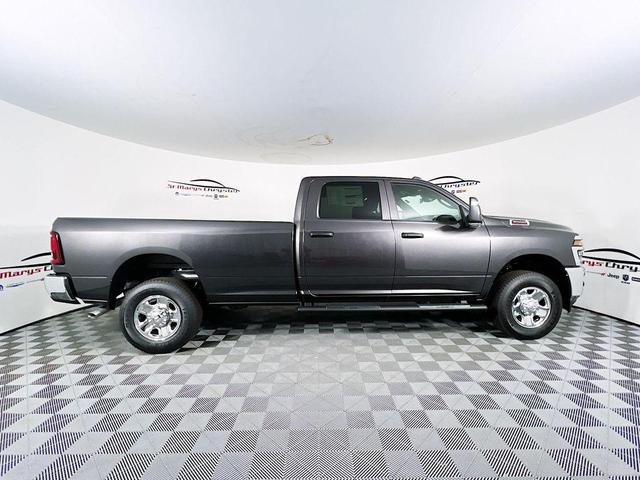 Photo of 2025 Granite Crystal RAM 2500
