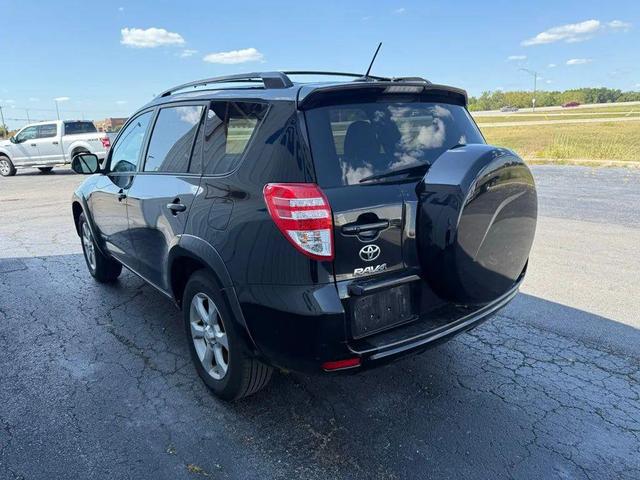 Photo of 2012 Black Toyota RAV4