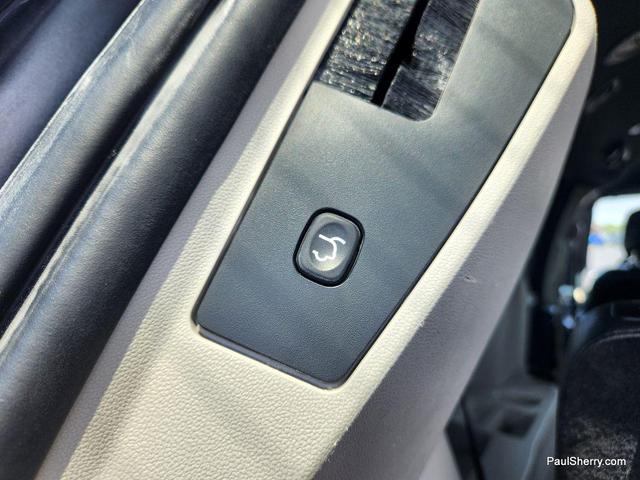 Photo of 2019 Granite Pearlcoat Dodge Grand Caravan
