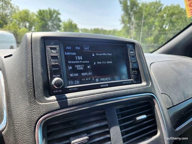 Photo of 2019 Granite Pearlcoat Dodge Grand Caravan