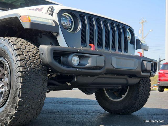 Photo of 2022 Bright White Clearcoat Jeep Wrangler Unlimited
