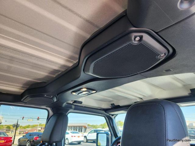 Photo of 2022 Bright White Clearcoat Jeep Wrangler Unlimited