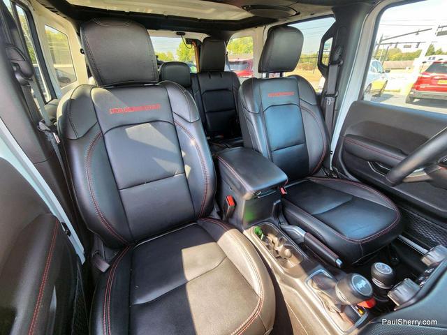 Photo of 2022 Bright White Clearcoat Jeep Wrangler Unlimited