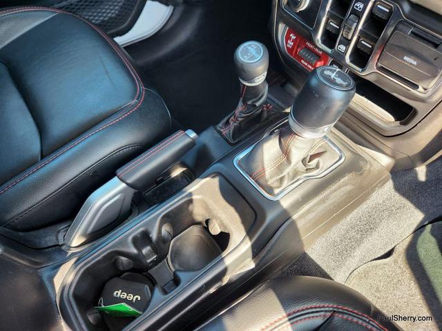 Photo of 2022 Bright White Clearcoat Jeep Wrangler Unlimited