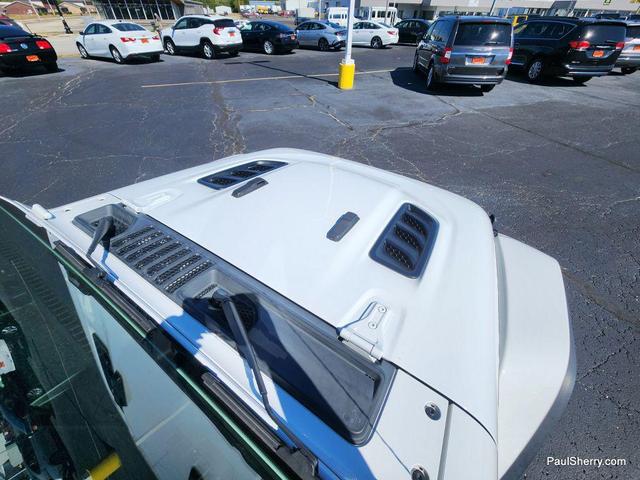 Photo of 2022 Bright White Clearcoat Jeep Wrangler Unlimited