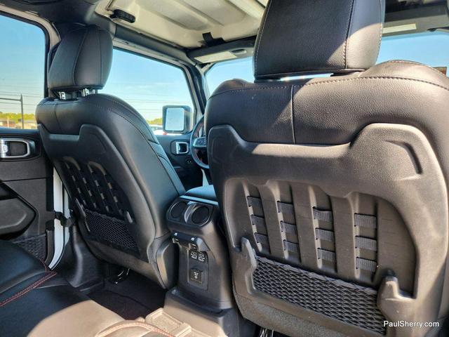 Photo of 2022 Bright White Clearcoat Jeep Wrangler Unlimited