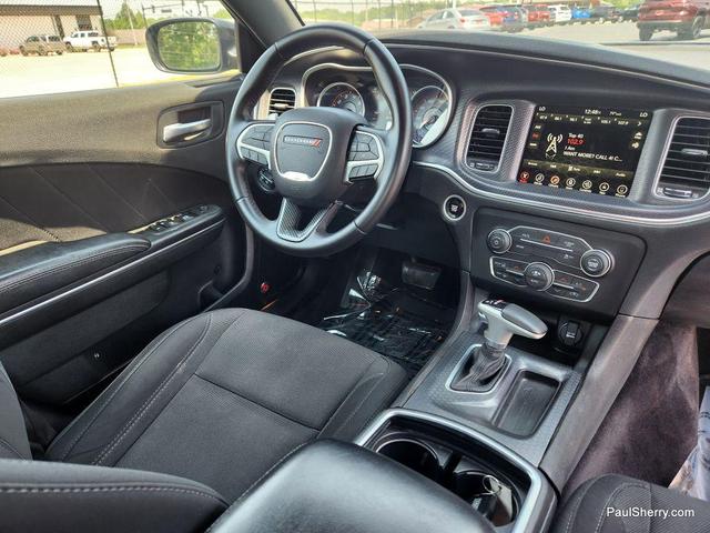Photo of 2017 Pitch Black Clearcoat Dodge Charger