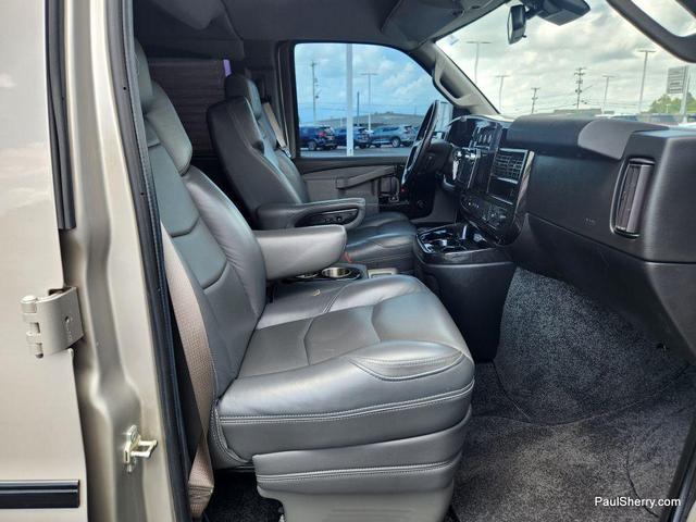 Photo of 2021 SEO: Special Solid Paint GMC Savana 3500