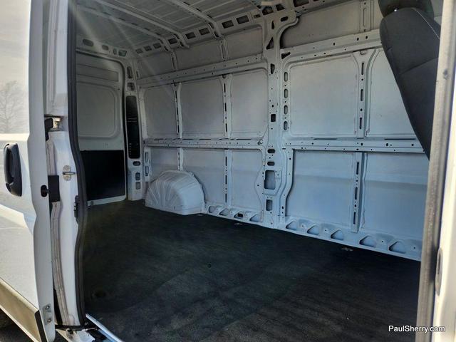 Photo of 2023 Bright White Clearcoat RAM ProMaster 2500