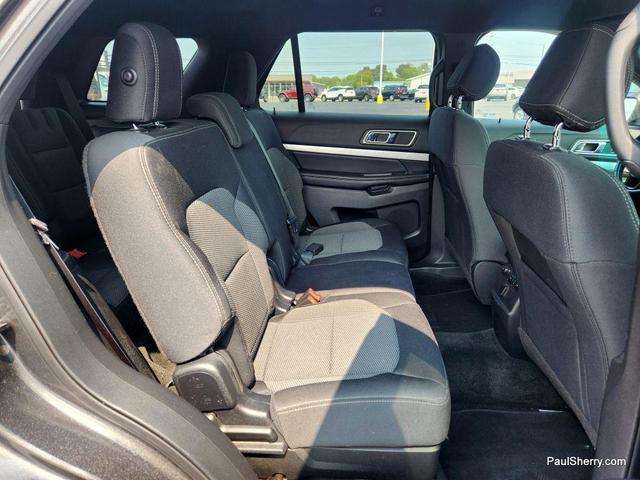 Photo of 2017 Magnetic Metallic Ford Explorer