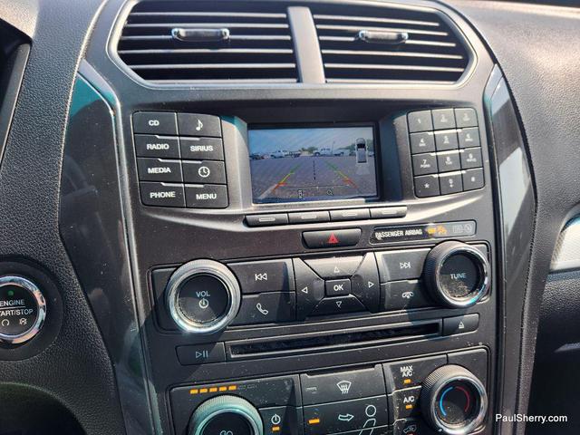 Photo of 2017 Magnetic Metallic Ford Explorer