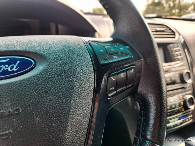 Photo of 2017 Magnetic Metallic Ford Explorer