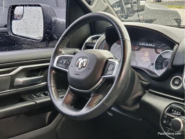 Photo of 2019 Diamond Black Crystal Pearlcoat RAM 1500