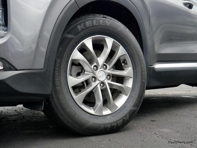 Photo of 2019 Machine Gray Hyundai SANTA FE