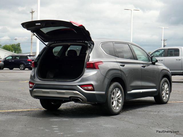 Photo of 2019 Machine Gray Hyundai SANTA FE