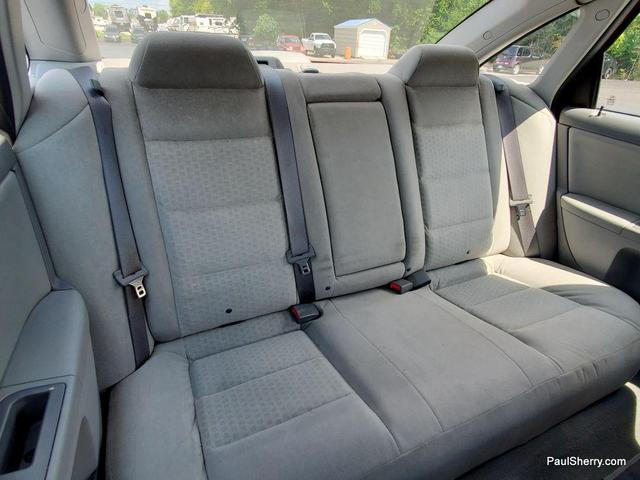 Photo of 2007 Red Fire Clearcoat Metallic Ford Five Hundred