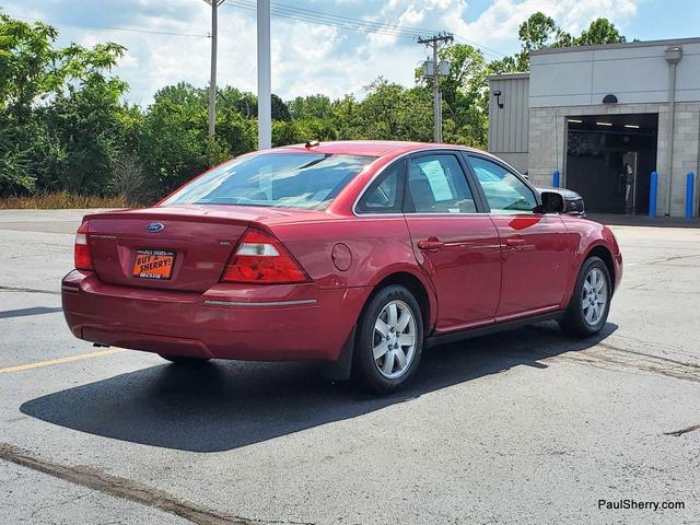 Photo of 2007 Red Fire Clearcoat Metallic Ford Five Hundred
