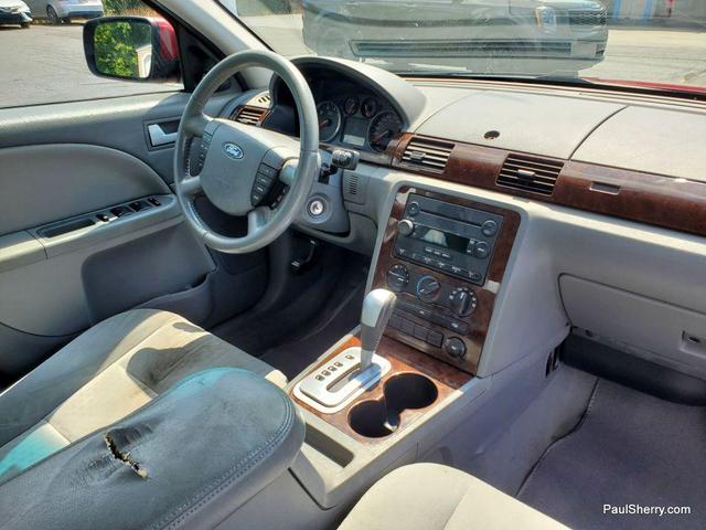 Photo of 2007 Red Fire Clearcoat Metallic Ford Five Hundred