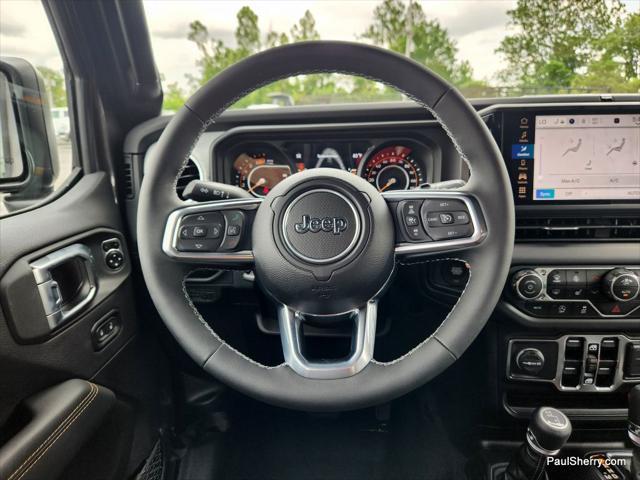 Photo of 2025 Granite Crystal Metallic Clearcoat Jeep Wrangler