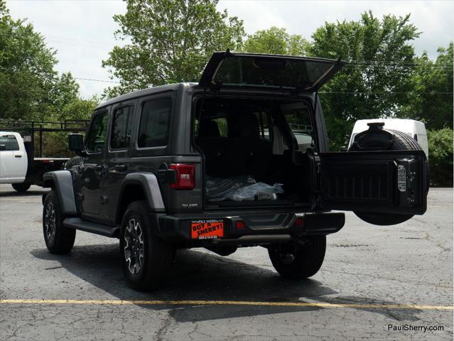 Photo of 2025 Granite Crystal Metallic Clearcoat Jeep Wrangler