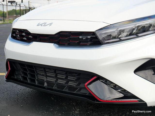 Photo of 2023 Snow White Pearl Kia Forte