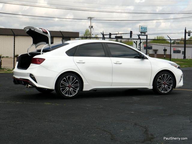 Photo of 2023 Snow White Pearl Kia Forte