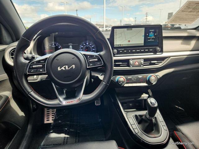 Photo of 2023 Snow White Pearl Kia Forte